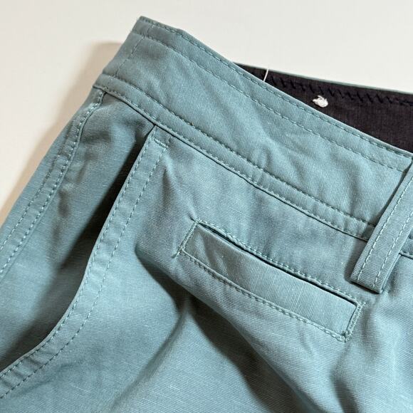 7 Diamonds Shorts Mens Size 32 Lightweight Polyester Stretch Preppy Golf - Picture 5 of 9